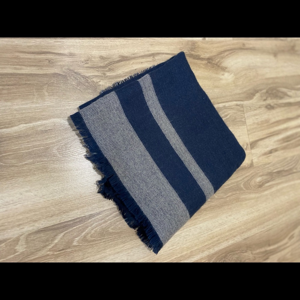 Never worn shawl